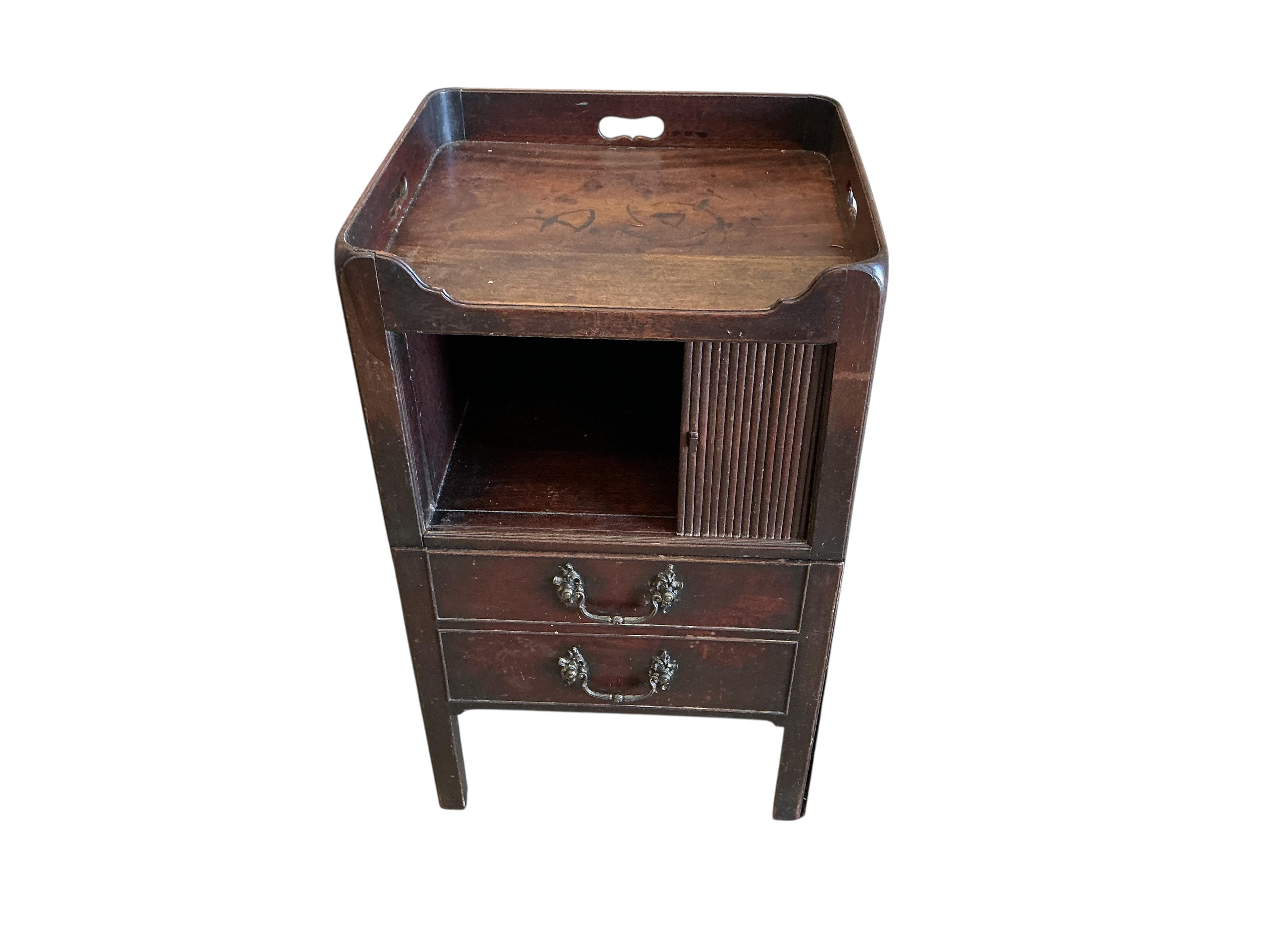 A George III mahogany tray top bedside cabinet, width 46cm, depth 41cm, height 76cm